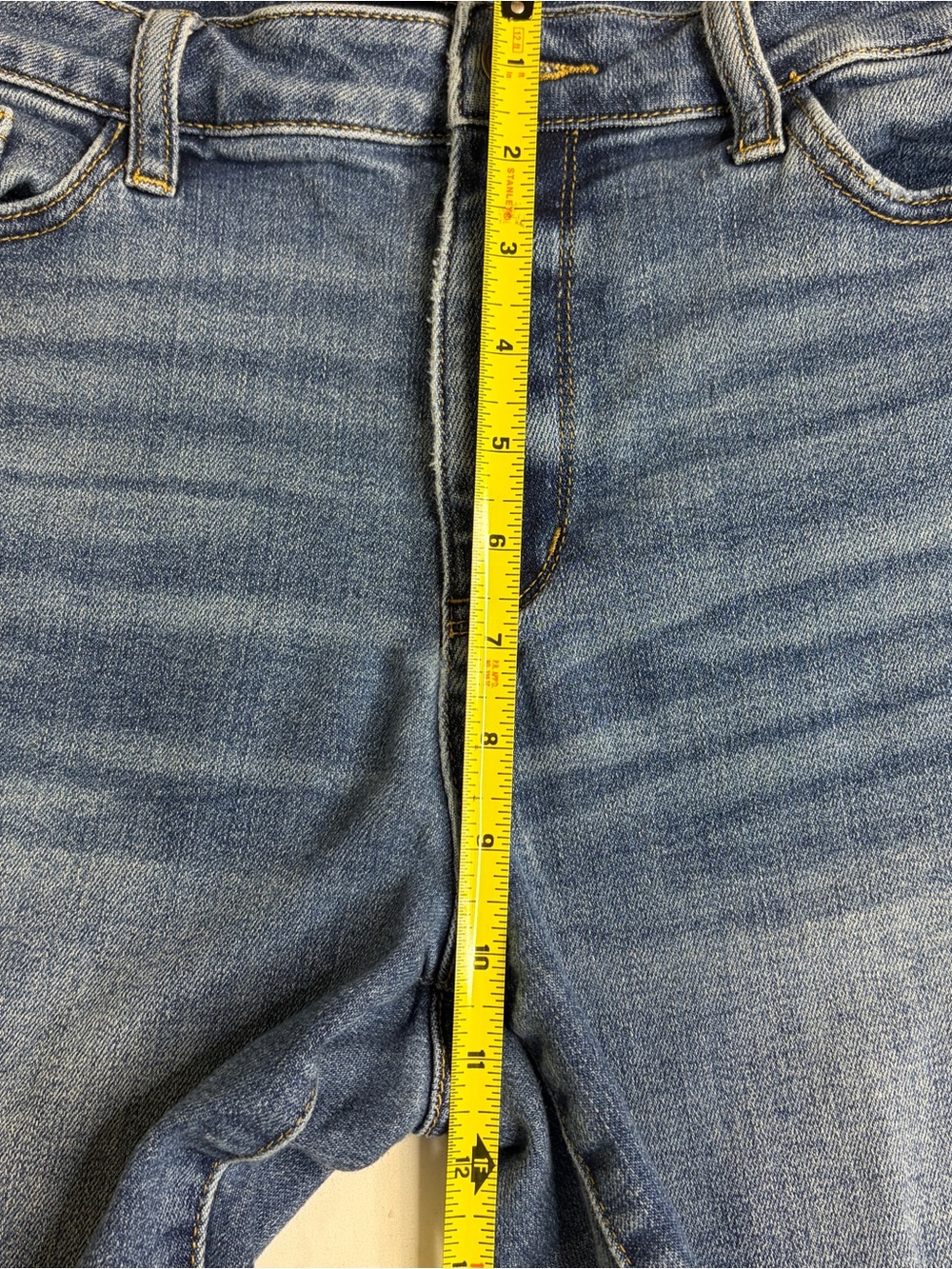 Judy Blue Jean Shorts Size Large - Picture 7 of 9